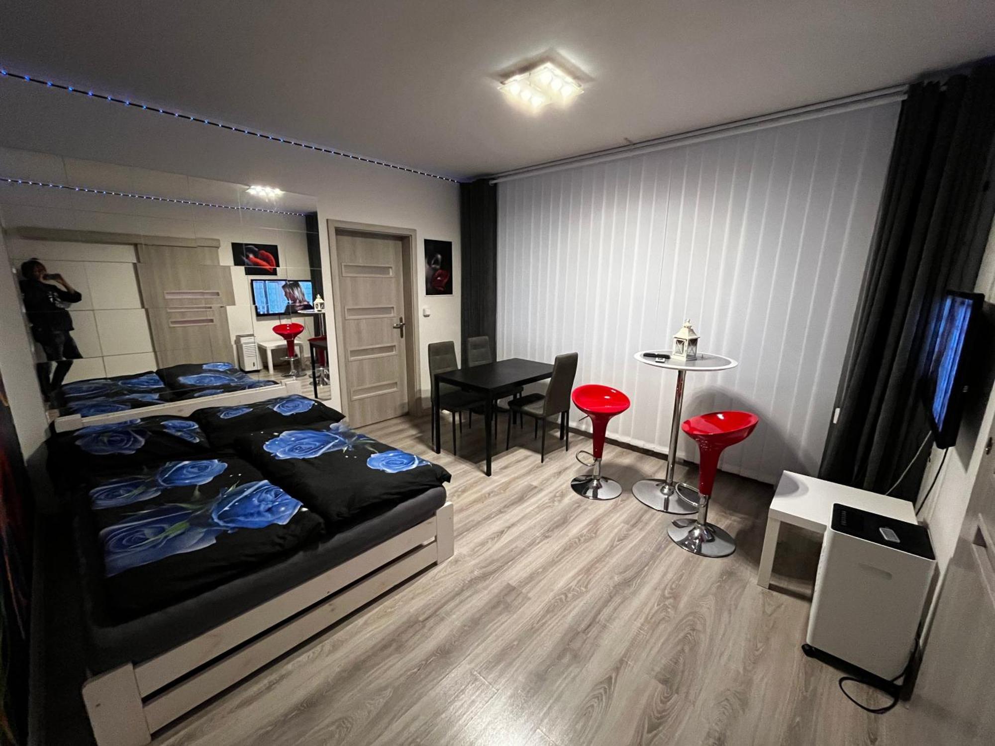 Monfas Apartment Barrandov Prag Exterior foto